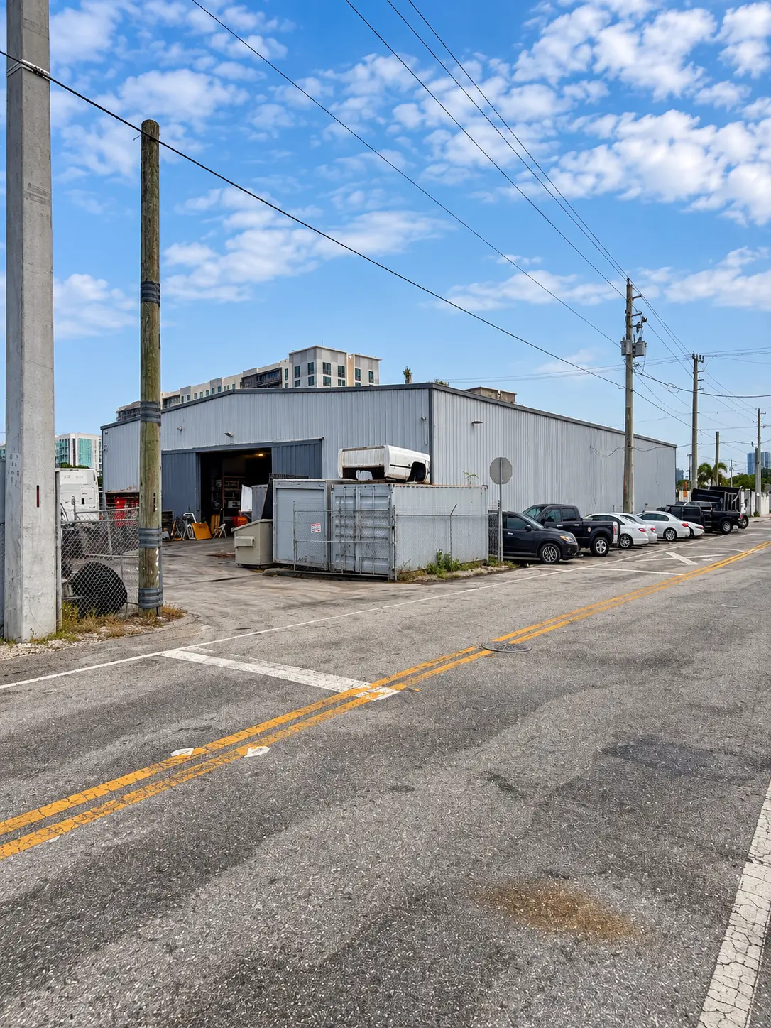 Side view of the Big Boy Truck Services shop building